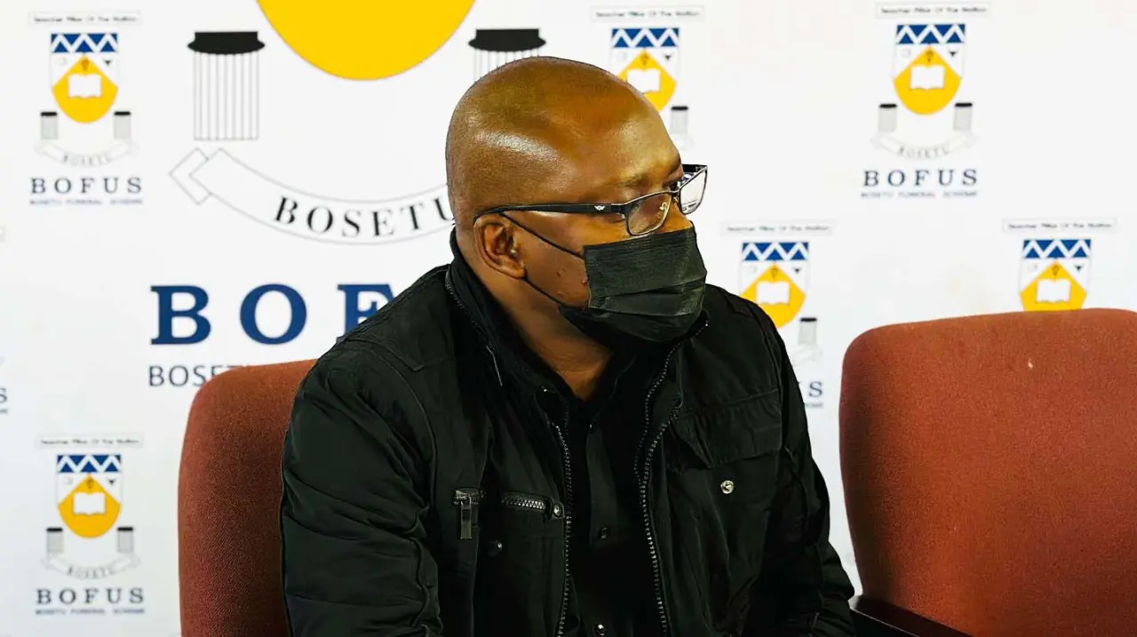 Boitekanelo College Adopts Kagiso Senior Secondary School